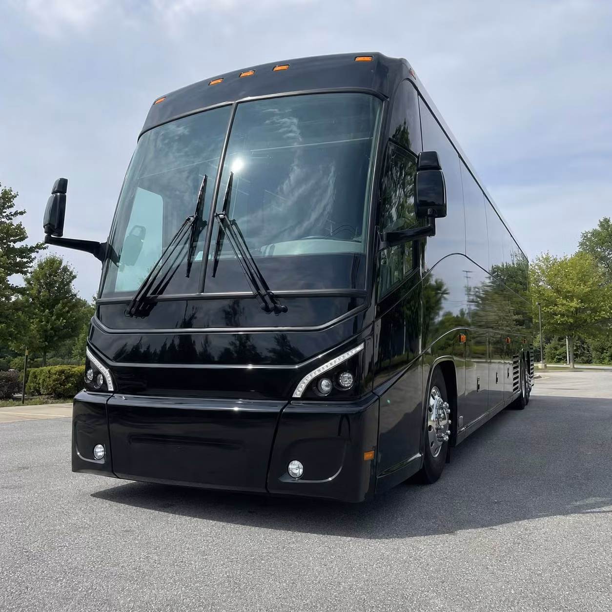 burbank s entertainment industry runs on reliable commuter shuttles