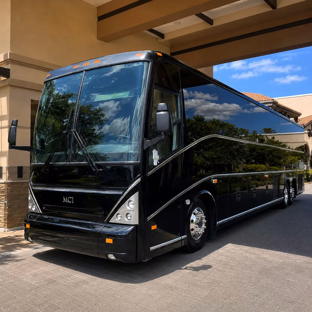 long distance charter bus rentals for burbank government and military groups