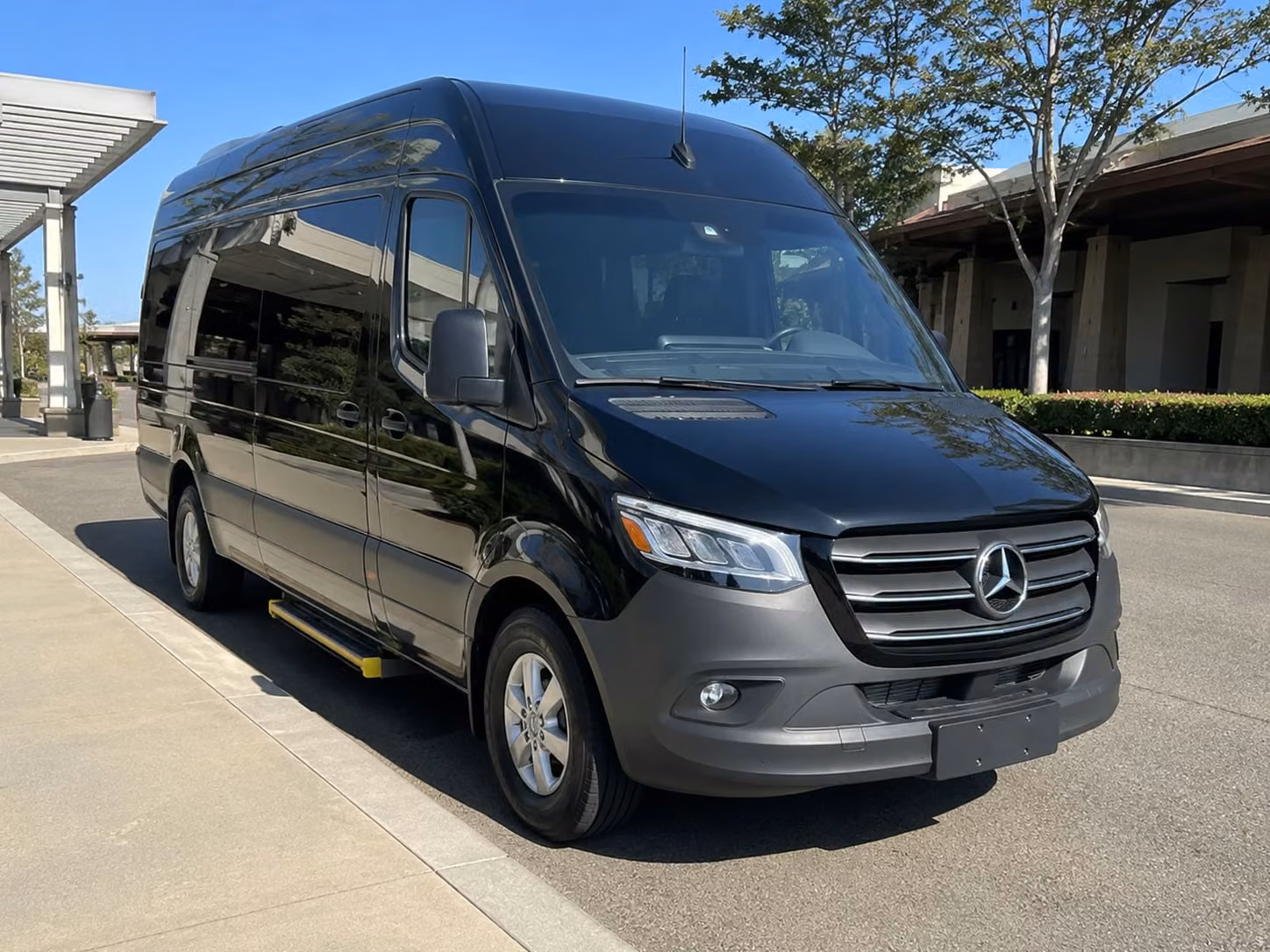 wedding shuttle services bus rentals in burbank